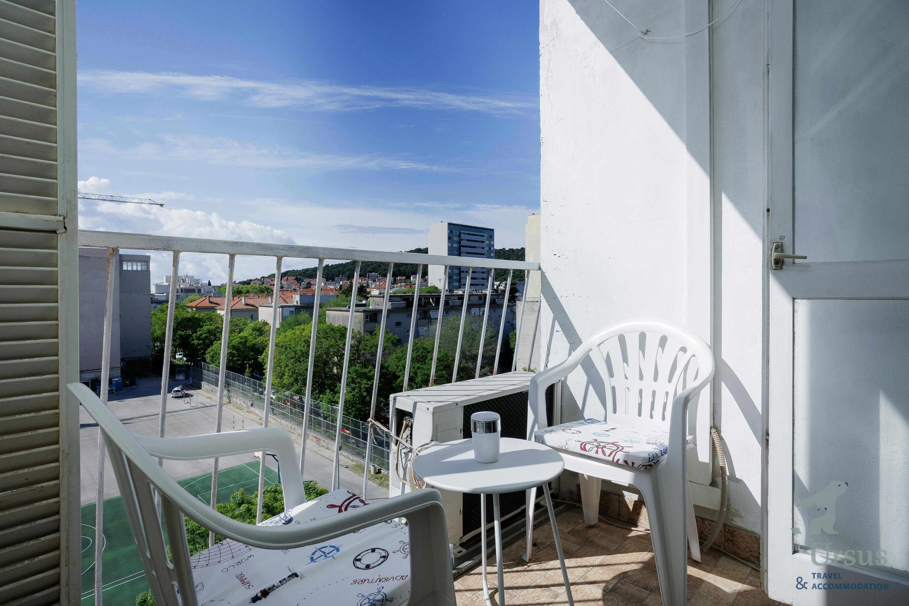 Lovelily apartment with balcony